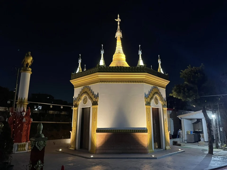 THERAVADA MONASTERY (Wakoshi မြန်မာဘုန်းကြီးကျောင်း) photo