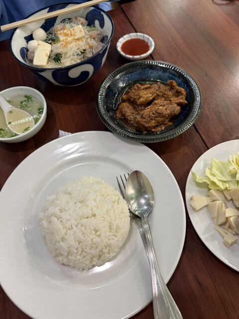 SAEE SAR - ဆည်းဆာ Myanmar Restaurant photo